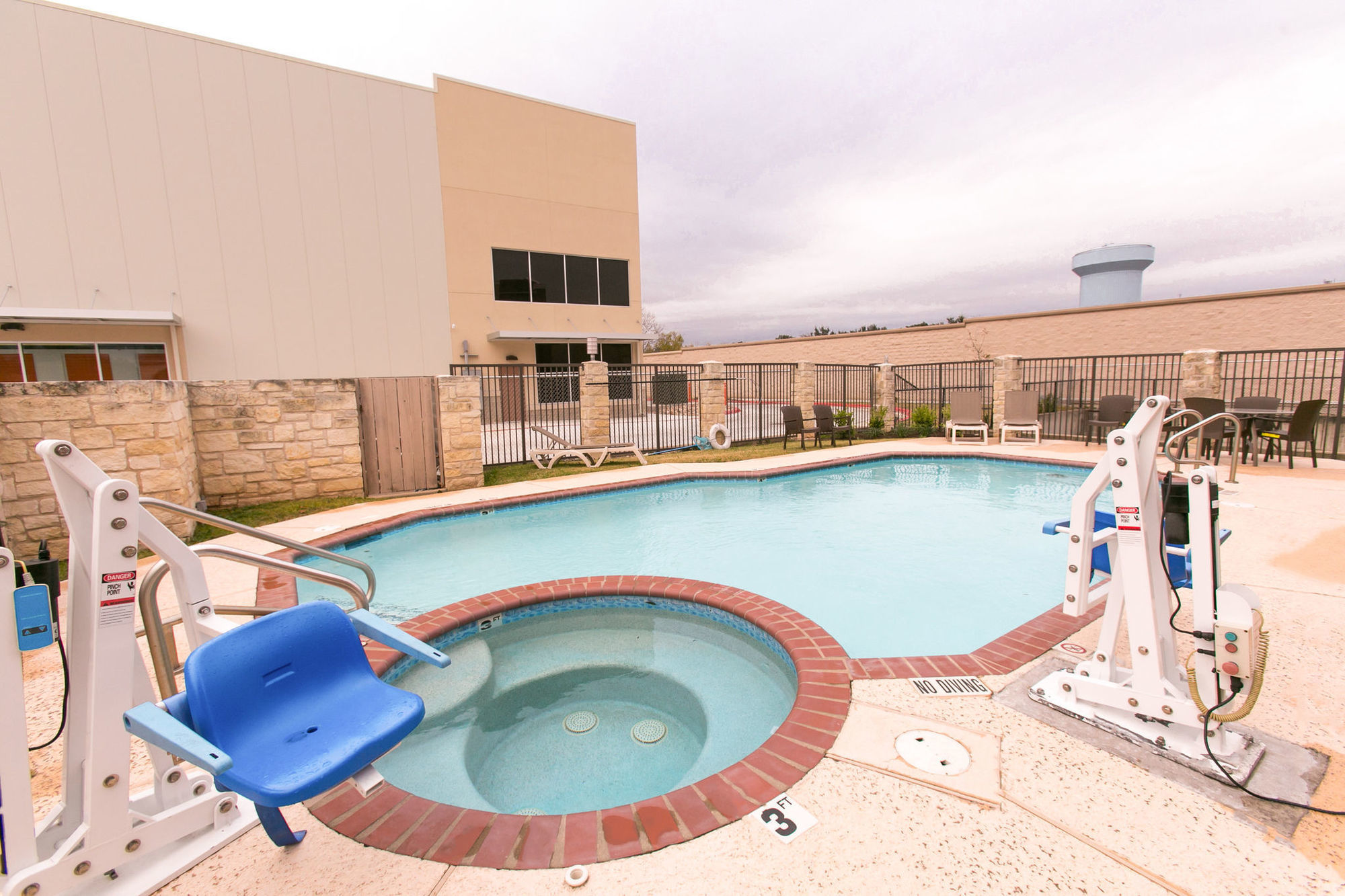 Comfort Suites Austin Nw Lakeline Зручності фото